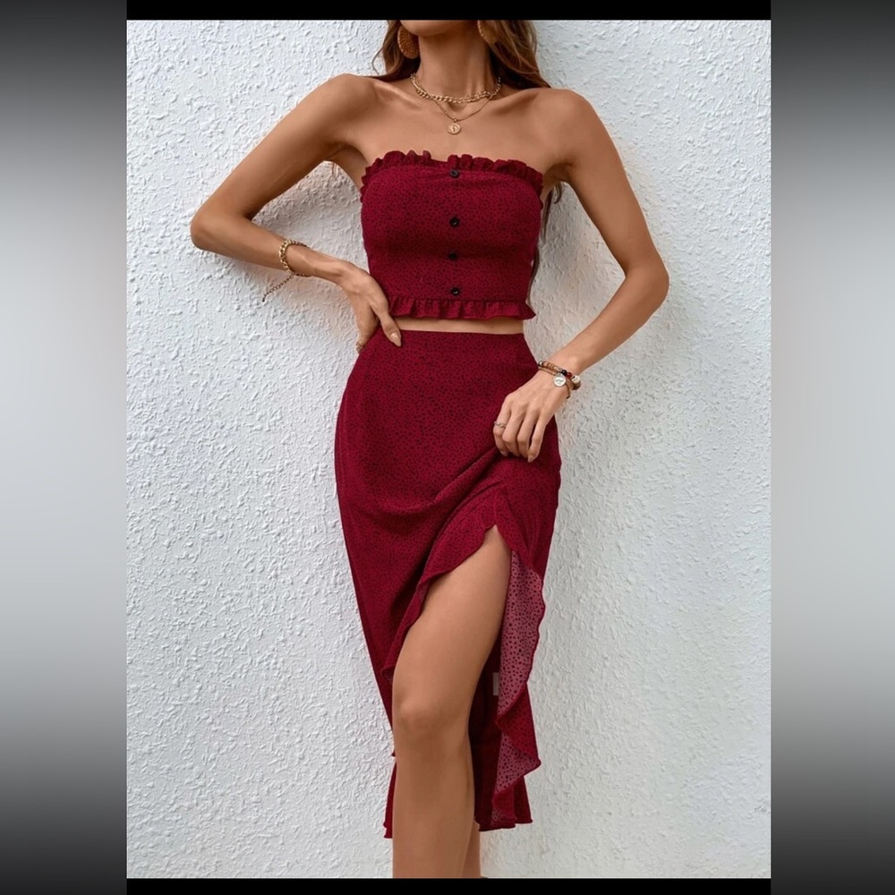 SHEIN Allover Print Shirred Tube Top & Split Thigh Skirt